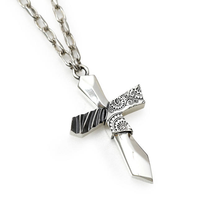 GARNI - Union Cross Pendant - S | Tempt