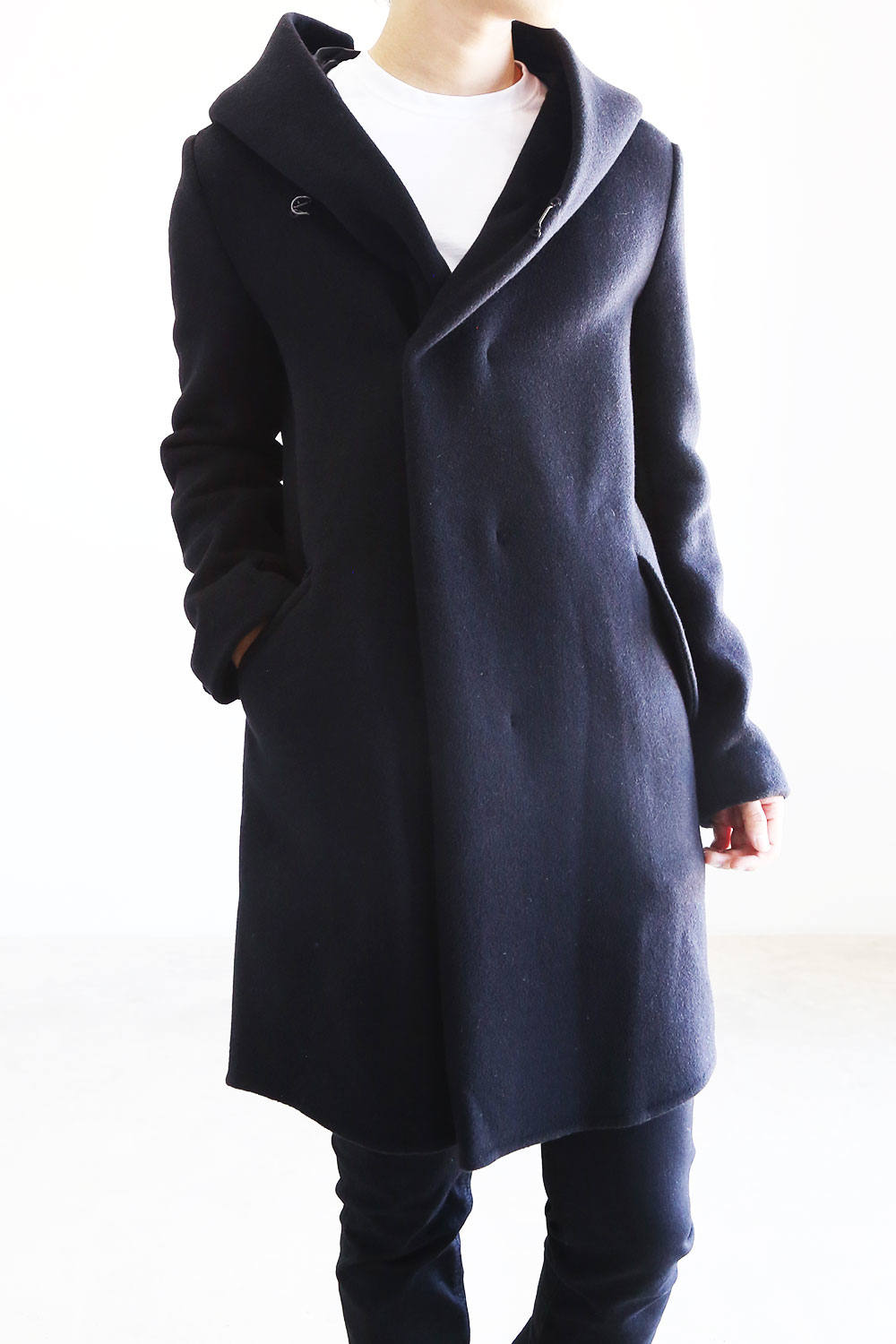 Attachment カシミヤ混ダブルフェイスビーバーフーデッドコート ブラック Tempt